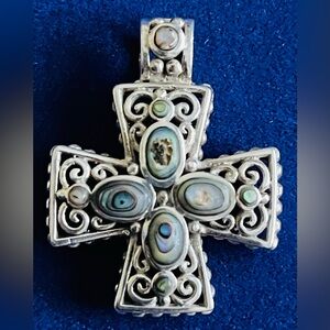 Silver Maltese Cross Pendant 925 handmade filigree design with abalone, stamped